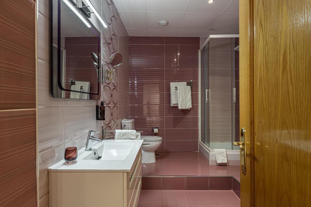 מדריד Waou Apartamentos En Sol Deluxe 2 מראה חיצוני תמונה